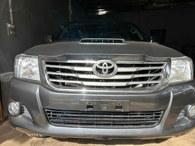 TOYOTA HILUX G 3.0L 4x4 MT NHẬP KHẨU