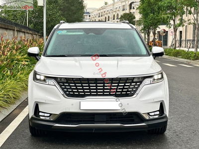 Xe Kia Carnival Signature 2.2D 2024