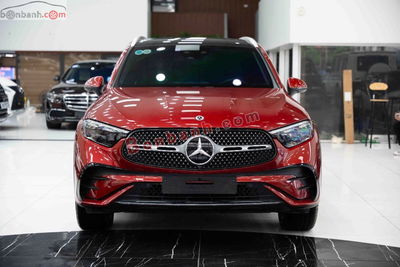 Xe Mercedes Benz GLC 300 4Matic 2023