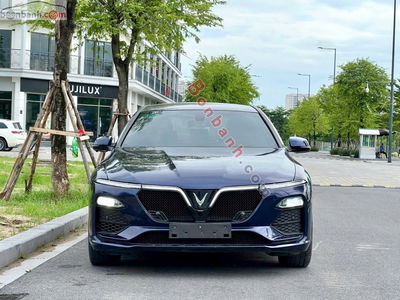 Xe VinFast Lux A 2.0 Tiêu chuẩn 2022
