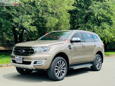 Xe Ford Everest Titanium 2.0L 4x2 AT 2019