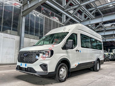 Xe Ford Transit Premium+ 2025