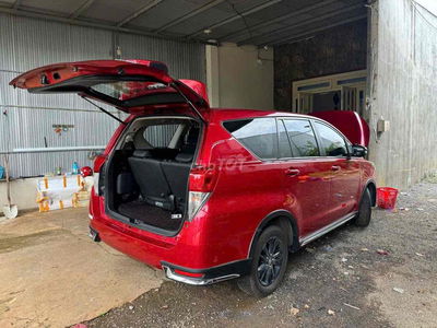 Toyota Innova 2018 2.0 Venturer - 69000 km