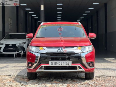Xe Mitsubishi Outlander 2.0 CVT 2022