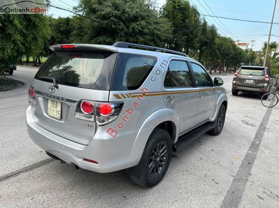 Xe Toyota Fortuner 2.5G 2016