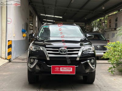 Xe Toyota Fortuner 2.4G 4x2 AT 2019