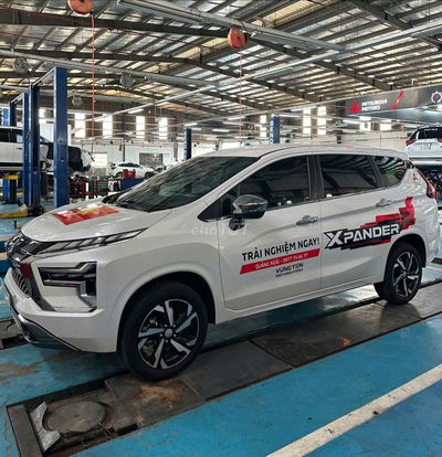 Mitsubishi Xpander 2025 Premium 1.5 AT - 7000 km