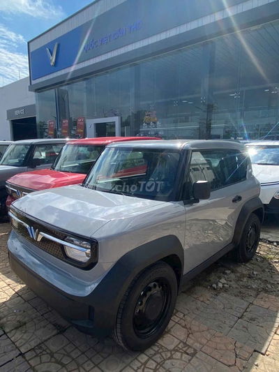 VinFast VF3 2025 xám xe mới 100%