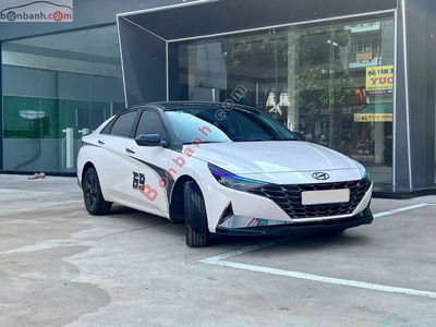 Xe Hyundai Elantra 1.6 AT Đặc biệt 2023