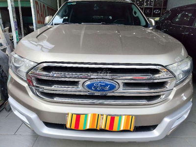 Ford everest AT dầu sản xuất 2016 Giá Đình