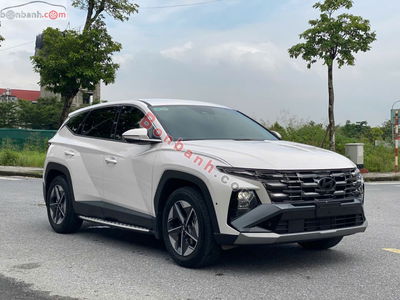 Xe Hyundai Tucson 2.0 AT Đặc biệt 2025