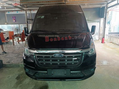 Xe Ford Transit Tiêu chuẩn 2024