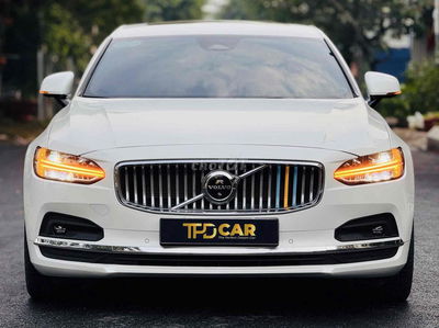 Volvo S90 LWB Ultimate B6 AWD 2022 Lướt 6000km