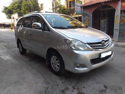Toyota Innova 2008 J - 88888 km