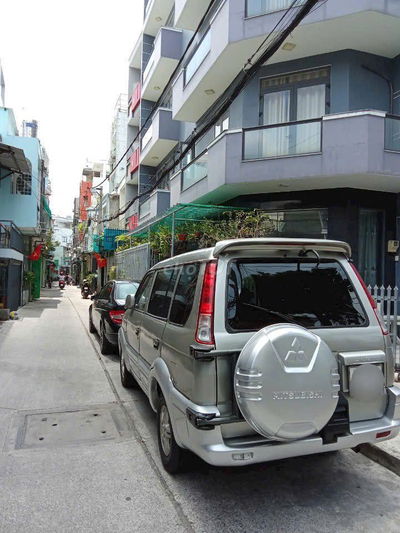 Mitsubishi Jolie 2005,NGAY CHỦ BSTP. LƯỚT, DA NEW