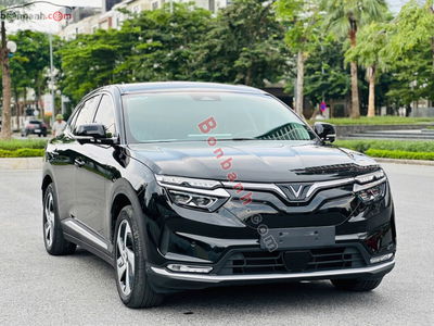 Xe VinFast VF8 Eco AWD 2023