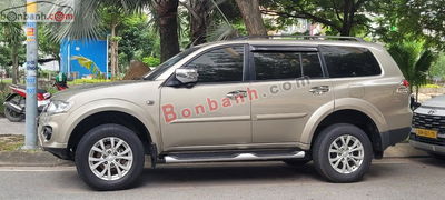 Xe Mitsubishi Pajero Sport G 4x2 AT 2015