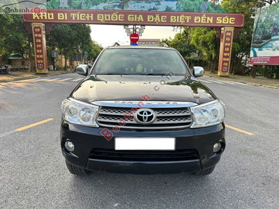 Xe Toyota Fortuner 2.7V 4x4 AT 2010