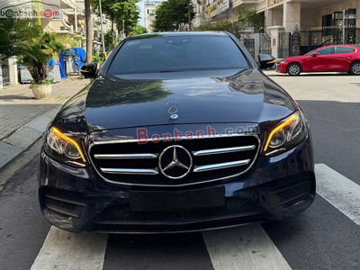 Xe Mercedes Benz E class E300 AMG 2020