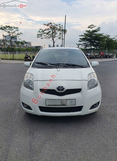 Xe Toyota Yaris 1.5 AT 2013