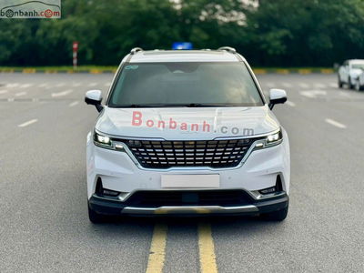 Xe Kia Carnival Signature 2.2D 2021