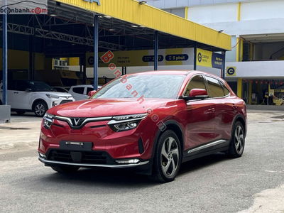 Xe VinFast VF8 Eco AWD 2022