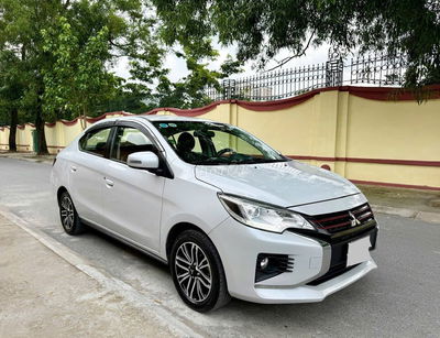 Cần bán xe Attrage 2022, số tự động, màu trắng