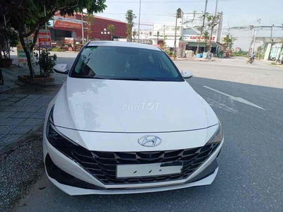 Hyundai Elantra 2024 1.6 AT Đặc biệt - 2500 km