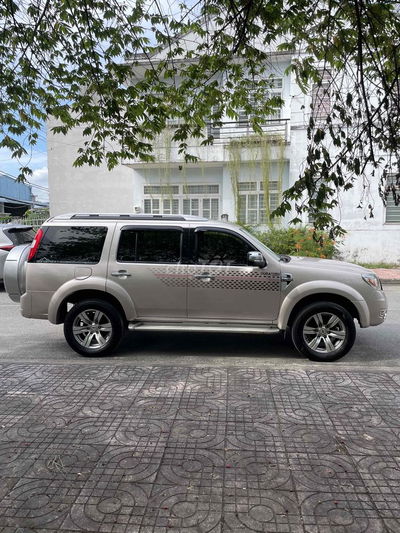 Ford Everest 2011 Limited 4x2 - 114000 km