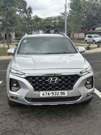 Hyundai Santa Fe 2019 2.4L AT 4 WD - 63000 km