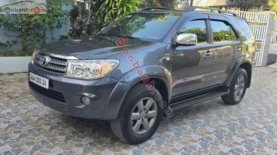Xe Toyota Fortuner 2.5G 2010