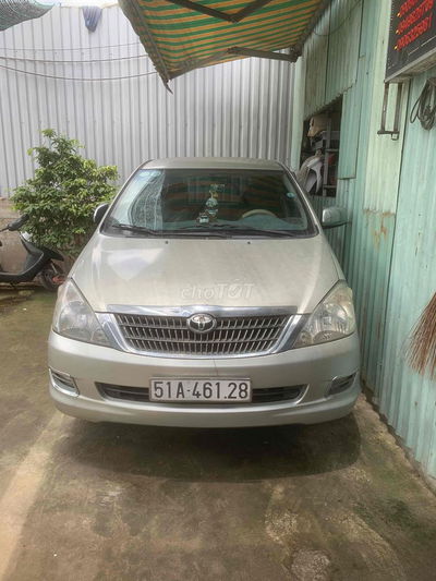 Toyota innova bản G màu bạc đời 2006 bstp