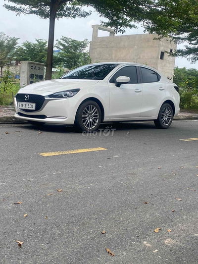 Mazda 2 2023 1.5 Luxury - 23000 km