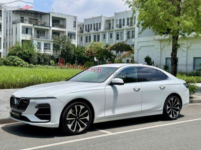 Xe VinFast Lux A 2.0 Premium 2.0 AT 2019