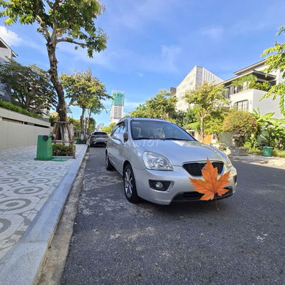 Kia Carens 2014 - 15300 km