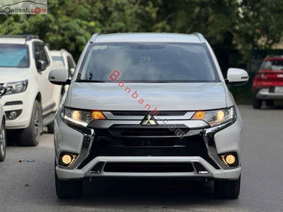 Xe Mitsubishi Outlander 2.0 CVT 2022