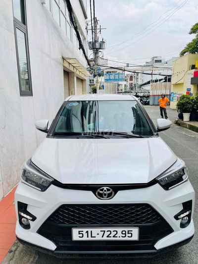 Toyota Raize 2023 - 16000 km 1.0 Turbo