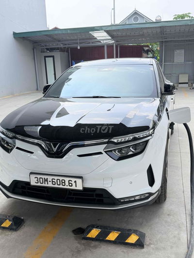 VinFast VF8 2022 Plus - 560000 km
