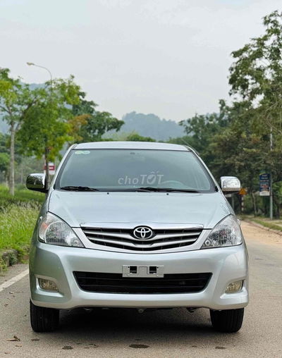 Toyota Innova 2009 G - 123000 km