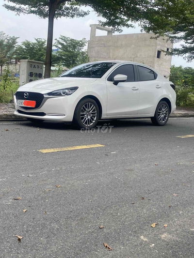 Mazda 2 2023 1.5 Luxury - 23000 km