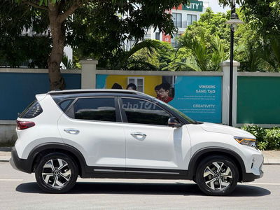 Kia Sonet 2024 Premium 1.5 AT - 20000 km