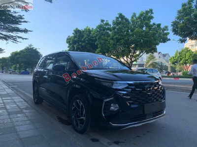 Xe Hyundai Custin Cao Cấp 2.0T 2025