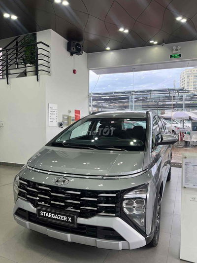 Stargazer 07 chổ 2025 - Km 70% Thuế)