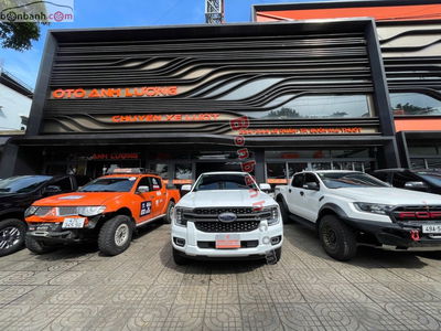 Xe Ford Ranger XLS 2.0L 4x2 AT 2024