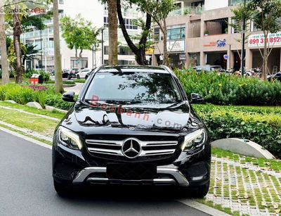 Xe Mercedes Benz GLC 250 4Matic 2018