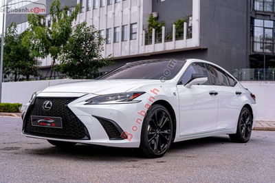 Xe Lexus ES 250 F Sport 2023
