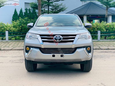 Xe Toyota Fortuner 2.4G 4x2 AT 2018