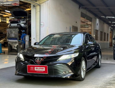 Xe Toyota Camry 2.5Q 2019