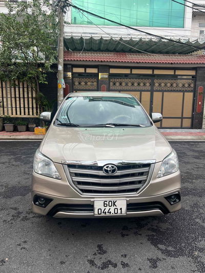 Toyota Innova 2015 - 138000 km