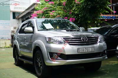 Xe Toyota Fortuner 2.5G 2014